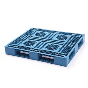 plastic pallet